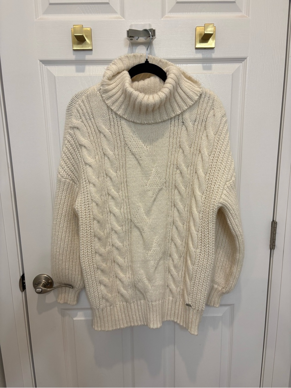 Guess Cozy Cable Knit Turtleneck Sweater - Cream Size XL #1415